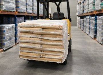Warehouse / shipping (optional photo)